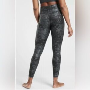 Athleta Elation Misty Lace Tight Womens Leggings Size Small Gray / Black